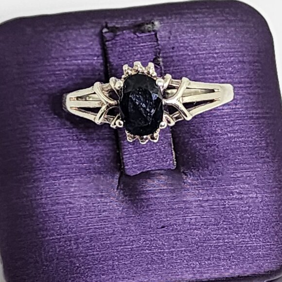 Vintage Oval Dark Bllue Solitaire Prong Set Sterling Silver Ring SZ 8 - Picture 5 of 9